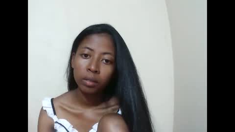 Snapshot of joliekah27 chatting on 12.13.25 joliekah27 online show from 12.13.25