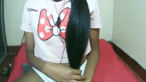 Snapshot of joliekah27 chatting on 12.14.25 joliekah27 online show from 12.14.25