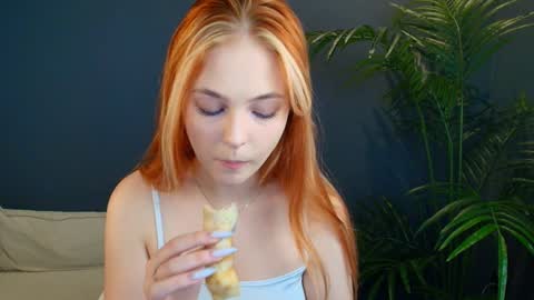 Snapshot of jolly_bean chatting on 01.15.25 Polly online show from 01.15.25