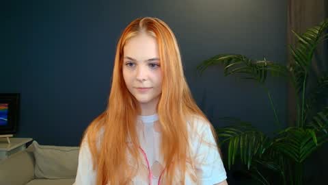 Snapshot of jolly_bean chatting on 01.16.25 Polly online show from 01.16.25