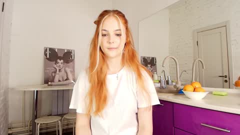 Snapshot of jolly_bean chatting on 01.21.25 Polly online show from 01.21.25