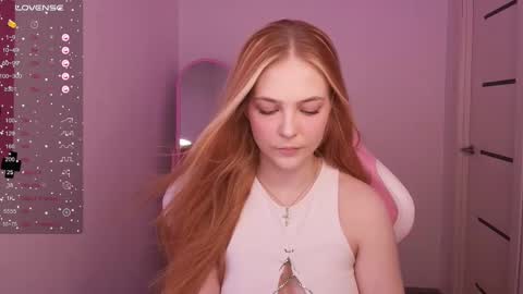 Snapshot of jolly_bean chatting on 02.24.25 Polly online show from 02.24.25