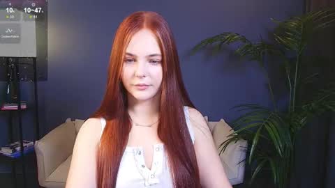 Snapshot of jolly_bean chatting on 10.05.25 Polly online show from 10.05.25