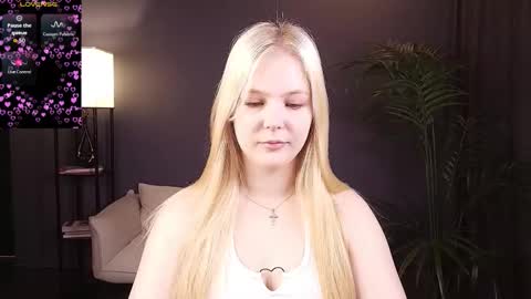 Snapshot of jolly_bean chatting on 02.06.26 Polly online show from 02.06.26