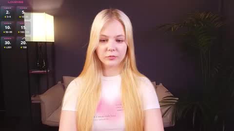 Snapshot of jolly_bean chatting on 02.25.26 Polly online show from 02.25.26