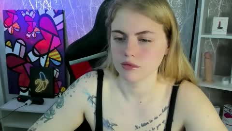 Snapshot of jolly_doll_ chatting on 05.21.26 Jolly online show from 05.21.26