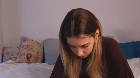 Viola online show from 10.10.25