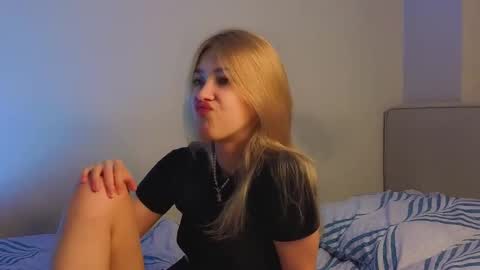 Viola online show from 11.24.25