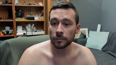 Snapshot of jonadams805 chatting on 12.16.25 jonadams805 online show from 12.16.25