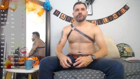 Snapshot of jonas_beard1 chatting on 10.13.25 JONAS BEARD online show from 10.13.25