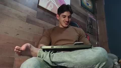 jonathancast08 online show from 02.14.26