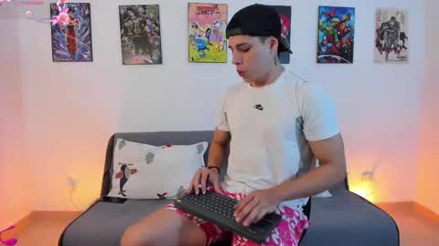 Snapshot of jonathanjoestar_ chatting on 01.09.26 Instagram jonathanfit14 online show from 01.09.26