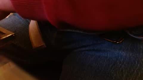 Snapshot of joncpics chatting on 11.22.25 joncpics online show from 11.22.25