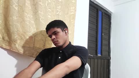 Snapshot of jonhsebastiann chatting on 09.17.25 John online show from 09.17.25