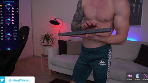 John     online show from 02.04.25