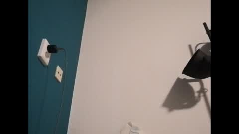 Snapshot of jonnyblow chatting on 09.23.25 J online show from 09.23.25