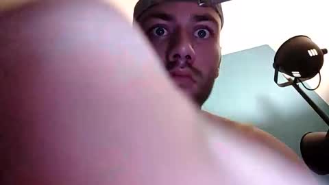 Snapshot of jonnyblow chatting on 10.30.25 J online show from 10.30.25