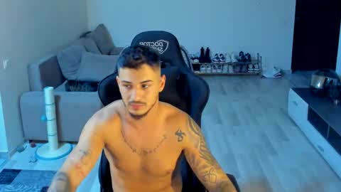 jonnyporn1 online show from 11.03.25