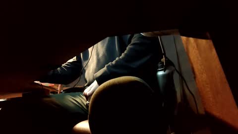 Snapshot of jontn_swift chatting on 03.05.25 Jonathon Swift online show from 03.05.25