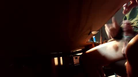 Snapshot of jontn_swift chatting on 10.05.25 Jonathon Swift online show from 10.05.25