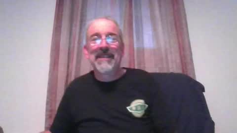 Snapshot of jony_five chatting on 01.12.25 Jon online show from 01.12.25