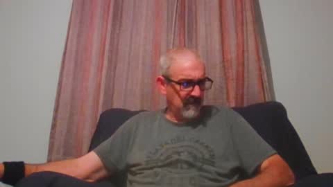 Snapshot of jony_five chatting on 09.16.25 Jon online show from 09.16.25