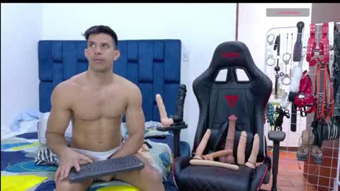 jose_rumbero91 online show from 04.18.26