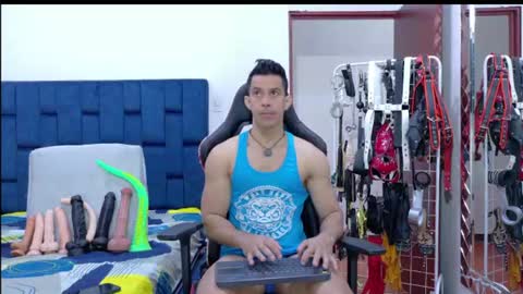 jose_rumbero91 online show from 07.17.26
