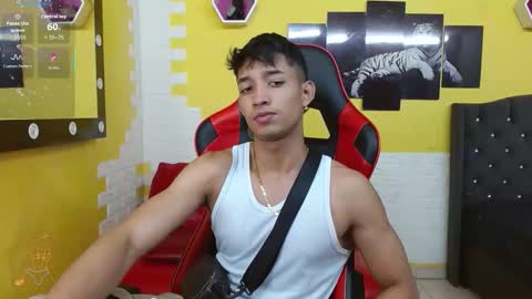 jose_sexycumm online show from 01.13.26