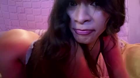 Snapshot of josefalasumi chatting on 11.12.25 Josefa Lasumi online show from 11.12.25