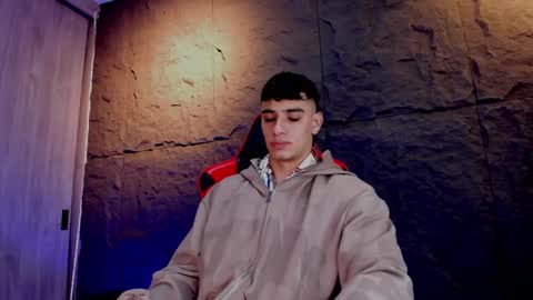 Snapshot of joseph__boy chatting on 10.12.25 JOSEPH online show from 10.12.25