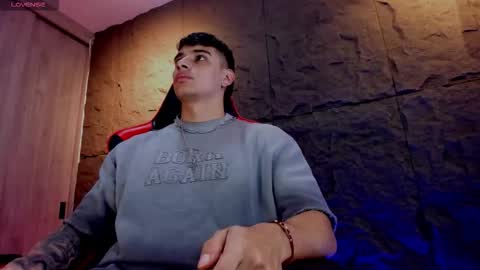 Snapshot of joseph__boy chatting on 10.19.25 JOSEPH online show from 10.19.25