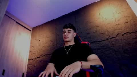 Snapshot of joseph__boy chatting on 11.13.25 JOSEPH online show from 11.13.25