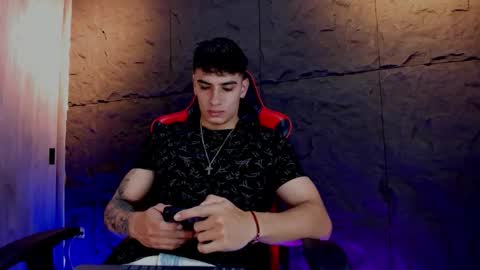 Snapshot of joseph__boy chatting on 11.14.25 JOSEPH online show from 11.14.25