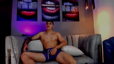 Snapshot of joseph__boy chatting on 11.22.25 JOSEPH online show from 11.22.25