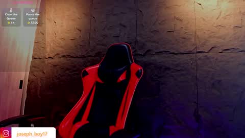 Snapshot of joseph__boy chatting on 11.24.25 JOSEPH online show from 11.24.25