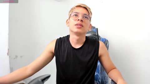 Snapshot of joseph_brown_ chatting on 12.08.24 JOSEPH BROWN online show from 12.08.24