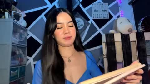 Violet online show from 05.04.26