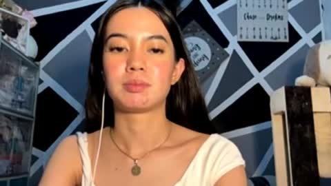 Violet online show from 05.06.26