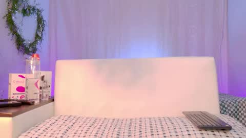 Snapshot of josesweet_ chatting on 10.04.25 Jose online show from 10.04.25