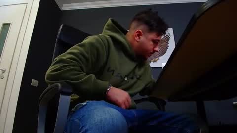 Snapshot of joshknights chatting on 02.25.25 JoshKnight online show from 02.25.25