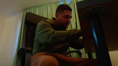 Snapshot of joshknights chatting on 09.14.25 JoshKnight online show from 09.14.25