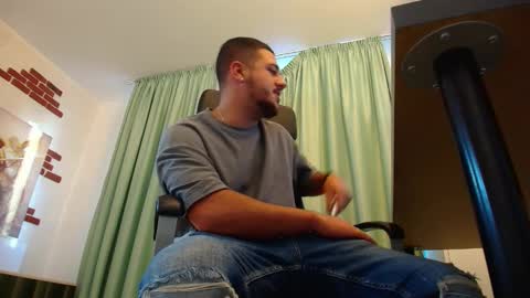 Snapshot of joshknights chatting on 09.16.25 JoshKnight online show from 09.16.25