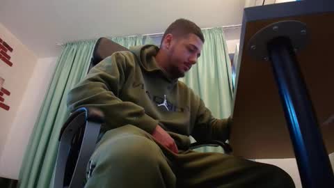 Snapshot of joshknights chatting on 09.17.25 JoshKnight online show from 09.17.25