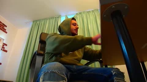 Snapshot of joshknights chatting on 09.24.25 JoshKnight online show from 09.24.25