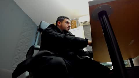 Snapshot of joshknights chatting on 10.20.25 JoshKnight online show from 10.20.25