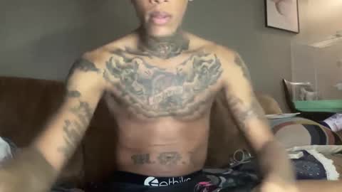 Snapshot of joshperrygoon chatting on 01.02.25 joshperrygoon online show from 01.02.25