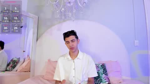 Snapshot of joshua_sanz chatting on 10.25.25 Joshua Sanz online show from 10.25.25