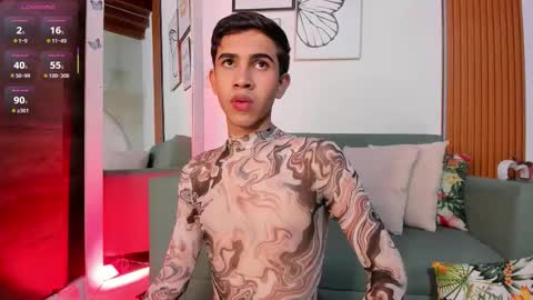 Snapshot of joshua_sanz chatting on 11.04.25 Joshua Sanz online show from 11.04.25