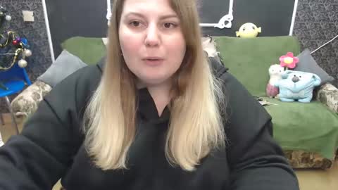 Snapshot of josiesun771 chatting on 12.15.24 josiesun771 online show from 12.15.24